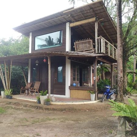 Relax House Lanta Old Town Hotel Ko Lanta Buitenkant foto