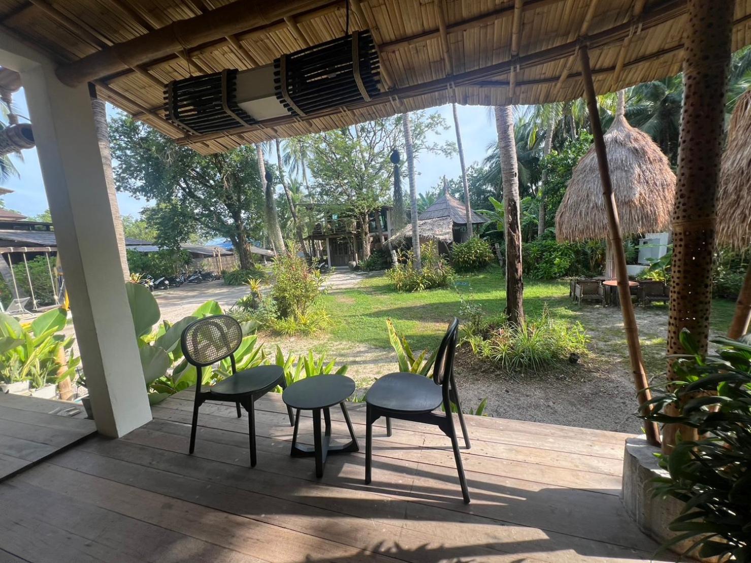 Relax House Lanta Old Town Hotel Ko Lanta Buitenkant foto