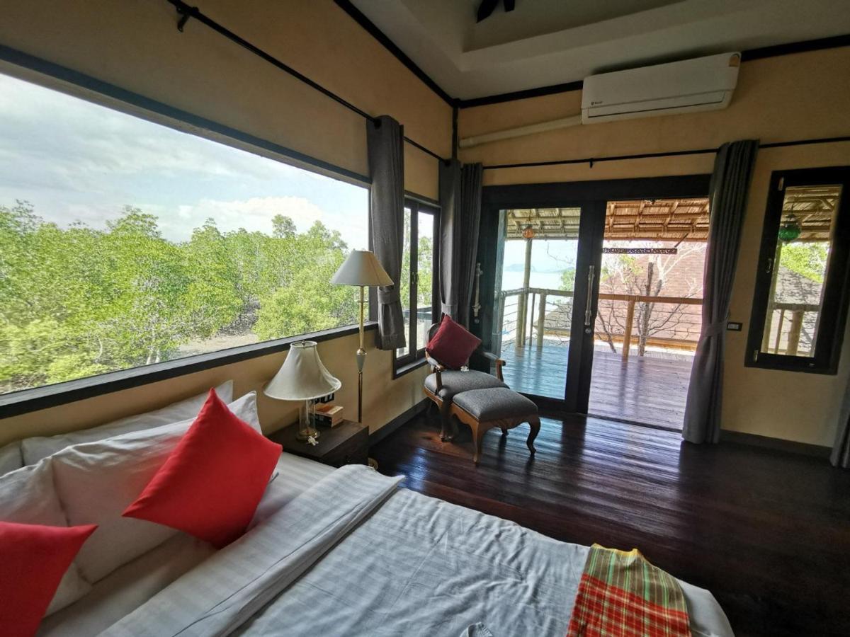Relax House Lanta Old Town Hotel Ko Lanta Buitenkant foto