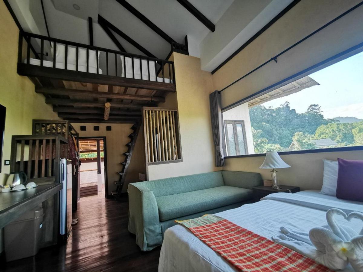 Relax House Lanta Old Town Hotel Ko Lanta Buitenkant foto