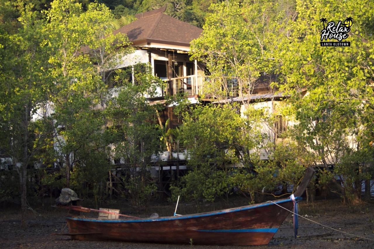 Relax House Lanta Old Town Hotel Ko Lanta Buitenkant foto